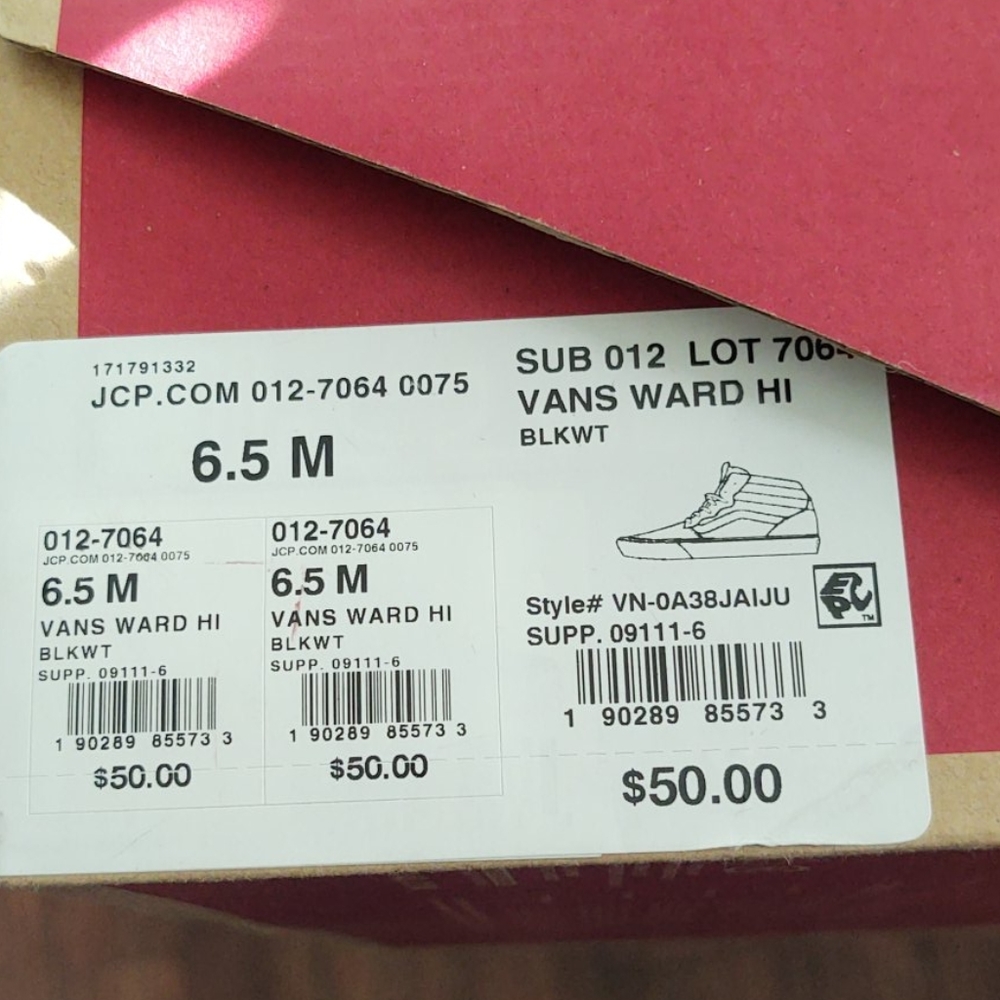 Mens Vans - Picture 3 of 3
